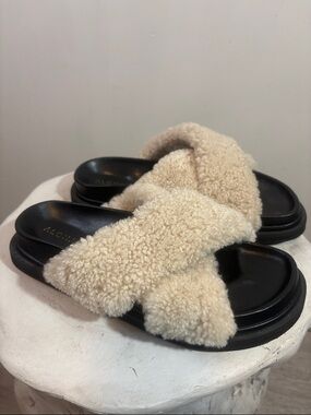 Fuzzy Shearling Alohas Cloud across Strap Slip On Slide Sandals Black Footbed